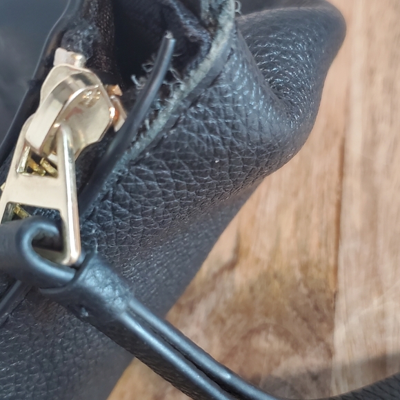 Tommy Bahama Purse Black 13 1/2" x 11" Beautiful Purse - Picture 4 of 4